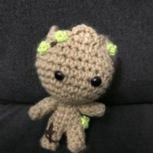 crochet baby Groot